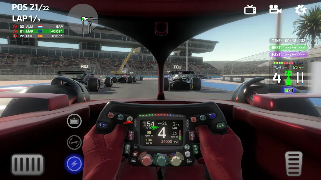Monoposto взломанный APK — Безлимитные деньги и все машины — скриншот 2
